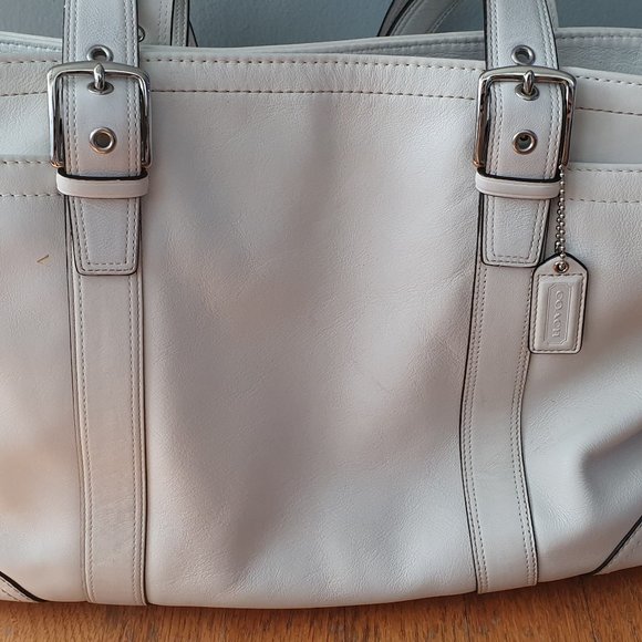 White Vintage COACH Large Tote Leather Bag (No. K0669-F10288) - Picture 6 of 8